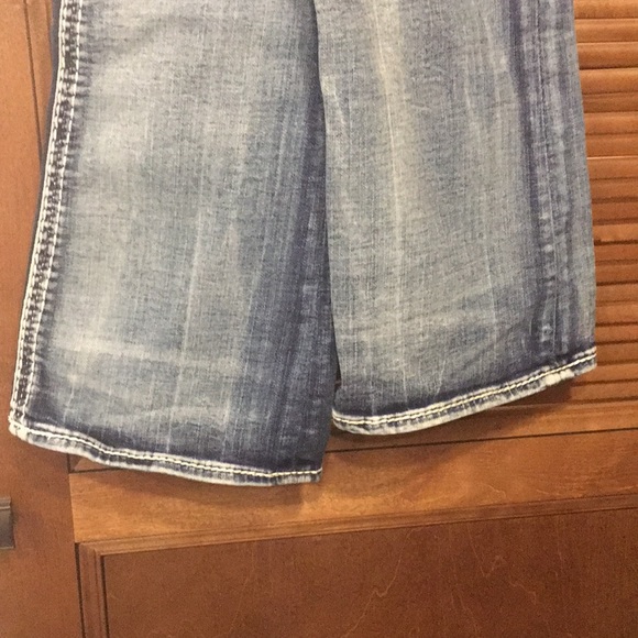 Women’s Like New Rock Revival Jeans Size 28 - Picture 2 of 5
